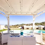 Casty With Private Pool