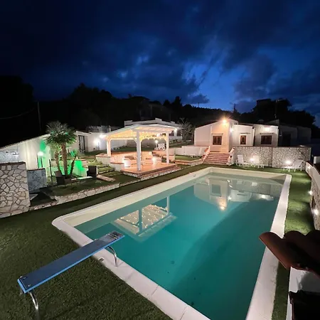 Casty With Private Pool Trabia